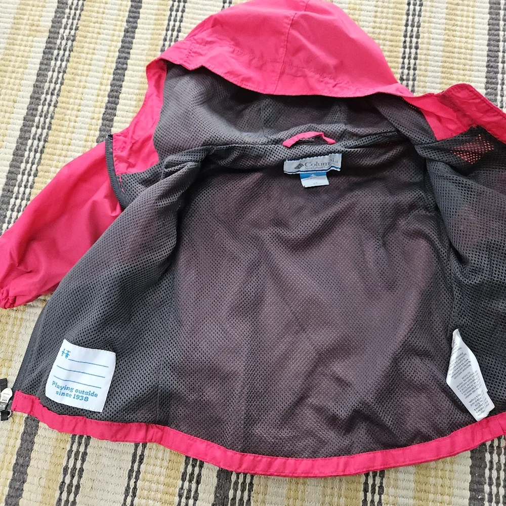 Colombia Pink Windbreaker Rain Jacket - Picture 5 of 6
